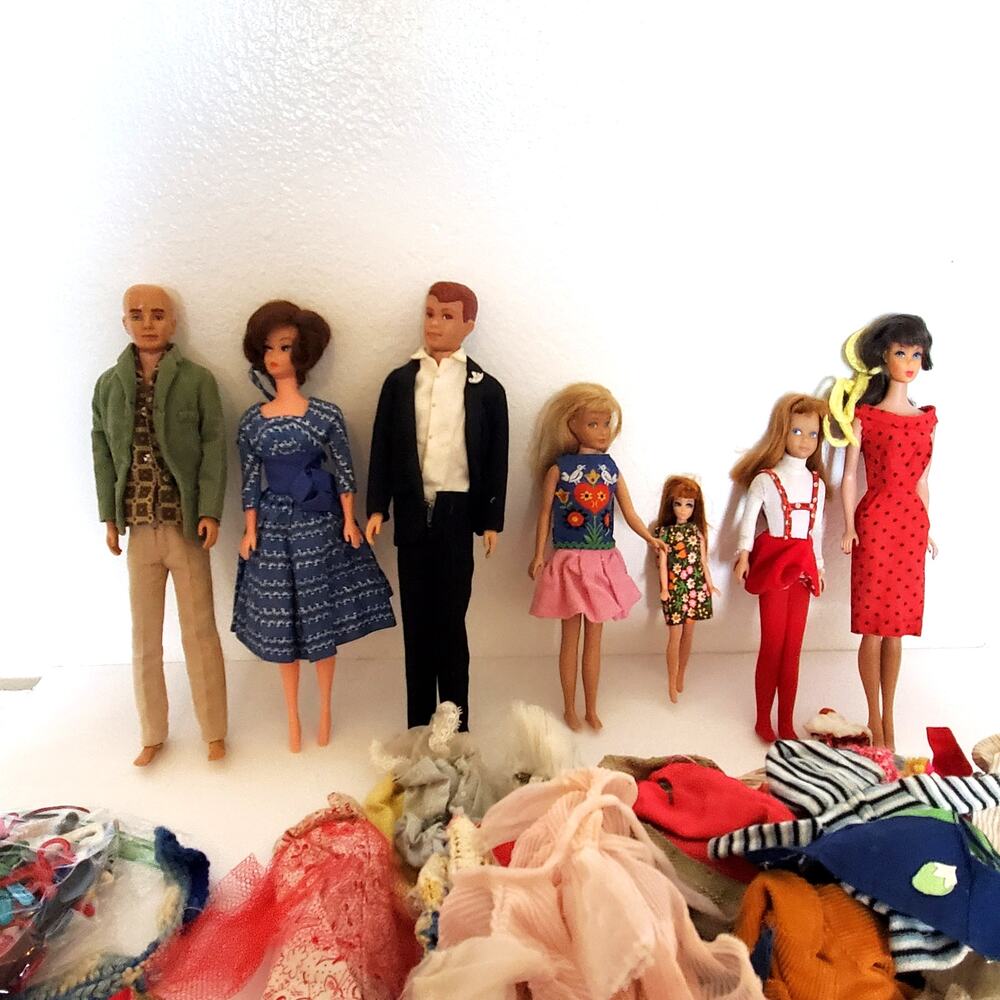 Vintage Lot 60s Barbie Skipper Ken Allen Dolls Fashion Clothes Accessories - Picture 2 of 16